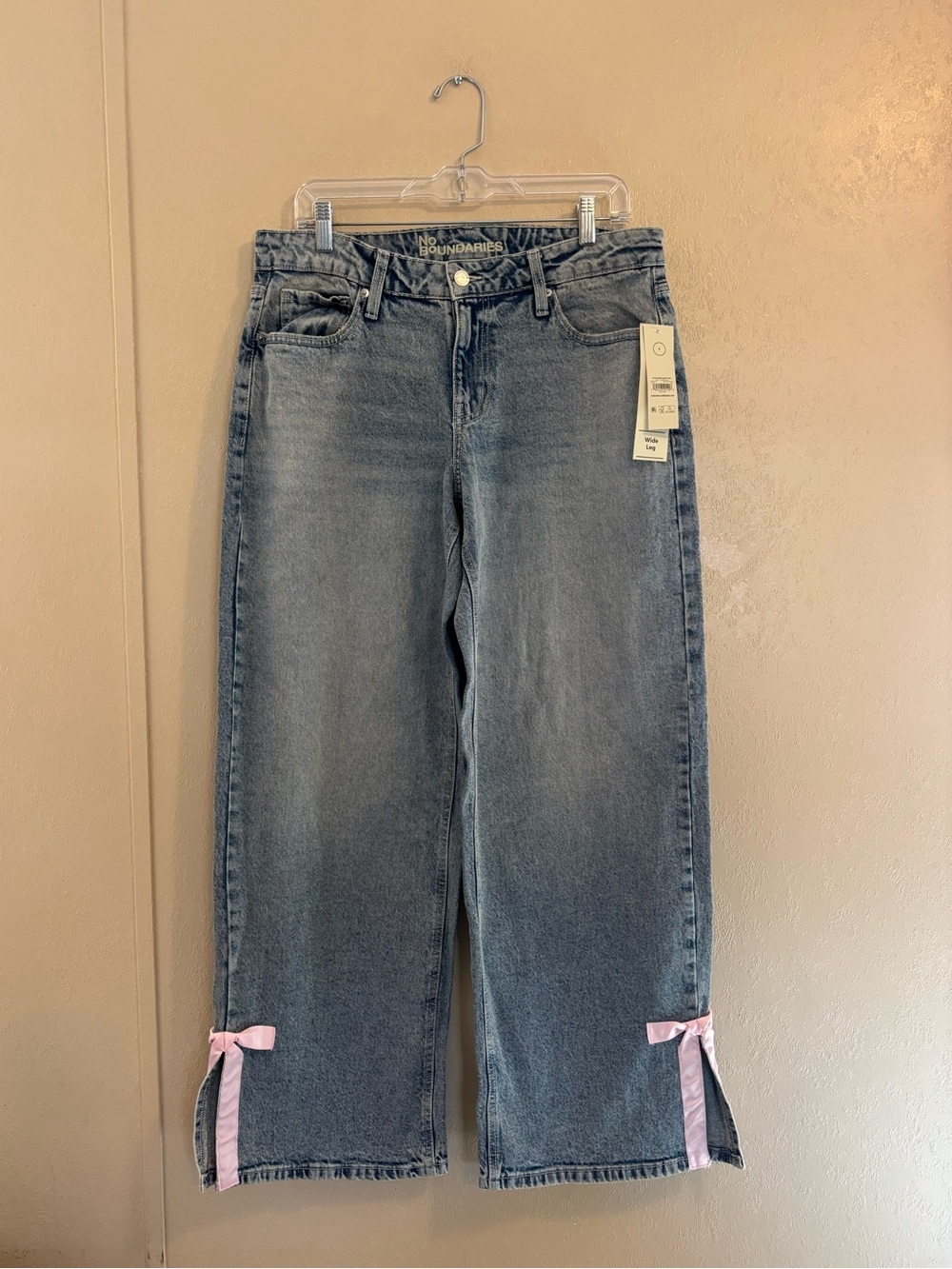 NWT No Boundaries Wide Leg Baggy Jeans with Side Bow sz 8